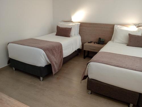 676107934 Hotel Lomas 10 Medellin by DICO