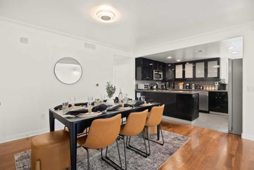 New Listing Dodger Clubhouse by Colby & Conrad, Лос-Анджелес (фото 9)