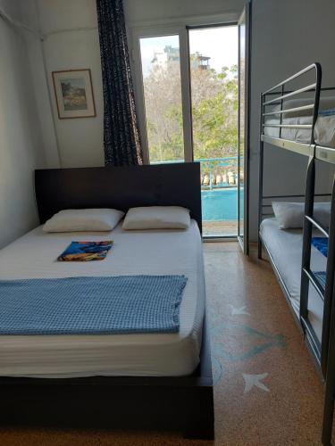 SHARED ROOMS LEPENIOTU NEAR ACROPOLIS &MONASTIRAKi 3