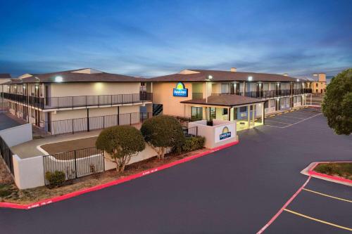 Days Inn by Wyndham Wichita Falls in Wichita Falls, USA
