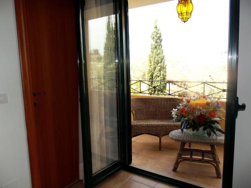 Erkély/terasz, Hotel Poggio Degli Ulivi in Rodi Garganico