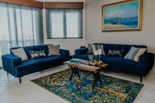Villa with Sea View image 9