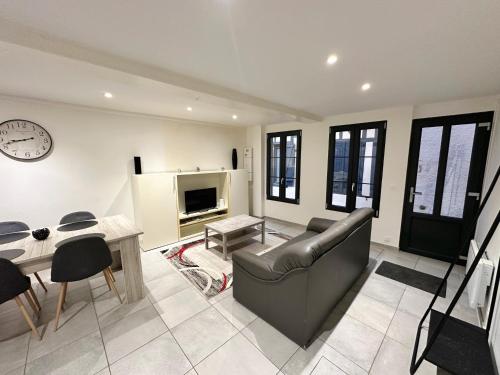 Létesítmények, L'Évasion en Bord de Seine (L'Evasion en Bord de Seine) in Bray Sur Seine