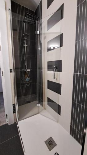 Apartamentos María Cristina 2, Parking Gratis, Vistas Mezquita, Córdoba (foto 7)