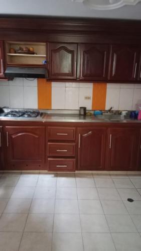 APARTAMENTO 3 HABITACIONES 6 PERSO AIRE ACONDI - EXCELENTE UBI - MINIMO 3 NOCHES - Abonar una noche por adelantado para confirmar reserva