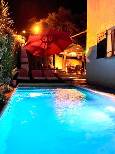 Villa, Piscine sans vis-à-vis, Plages à 20 mn, 6 p gîte à louer Le Crès