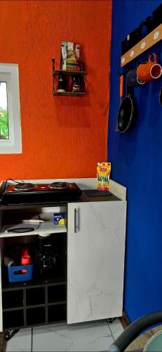Casa azul con Generador electrico , Piscina y jacuzzi in Puerto Barrios