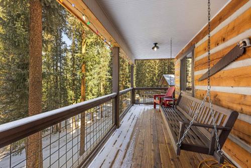Breckenridge Getaway Near Ski Trails & Shops in Блу ривър