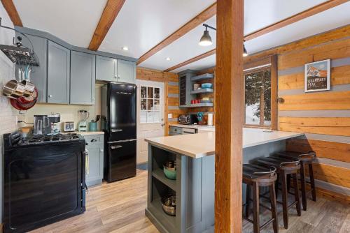 Breckenridge Getaway Near Ski Trails & Shops in Блу ривър