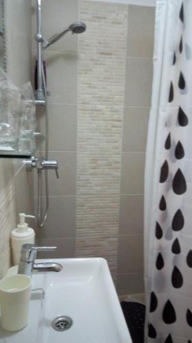 AMD Infinity Suites - image 11