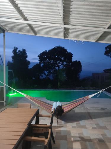 Casa Jaguar Viotá (Casa Jaguar Viota) in Silvania