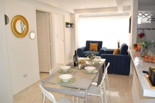 Apartamento 3 Habitaciones 5 minutos Esc General Santander in South (Residential-Industrial Area)