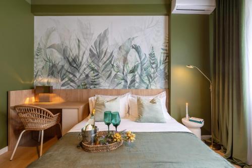 1 queen bed, 1 sofa bed