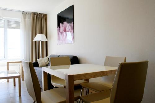 บริการและสิ่งอำนวยความสะดวก, สตาร์ลิง เรสซิเดนซ์ เจเนฟ (Starling Residence Geneve) in แปล็งปาแล