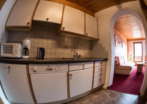 A Hotel Com Haus Gerda Guest House Fiss Austria Price