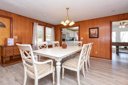 Létesítmények, Red Robin Retreat - Near Lake James, NC in Glen Alpine (NC)