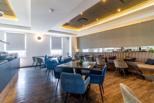 Food and beverages, Ejecutivo Express Guadalajara Providencia - Av Mexico in Guadalajara Suburbs