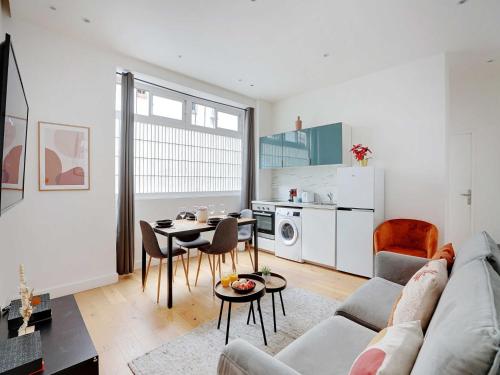 Apartment in Bastille with 1 room - image 6