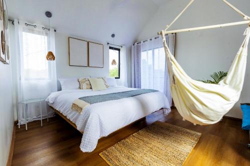 SKY - Organic Modern Retreat in Tobago in Bethel