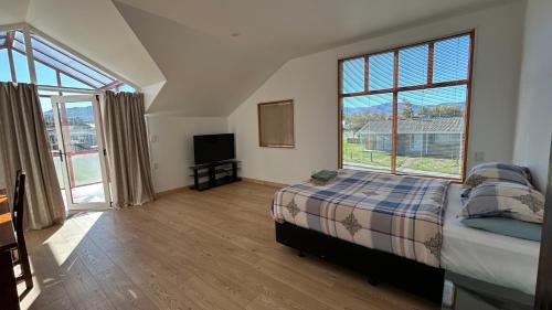 Double Room with Shared Toilet