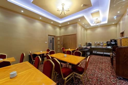 Restaurant, Grainger Hotel in Newcastle upon Tyne
