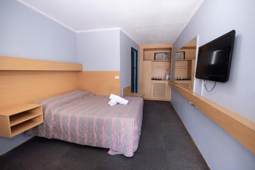 Windsor Heritage Motel - image 14