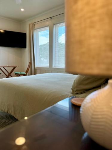 Hilo Town Inn - image 9
