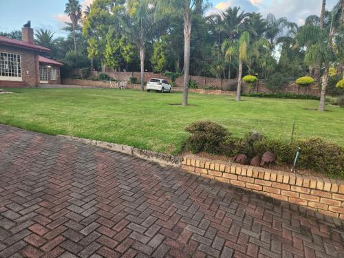 The Hills at 1 Meeu The Hills at 1 Meeu