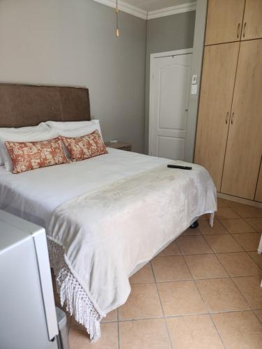 The Hills at 1 Meeu The Hills at 1 Meeu