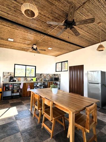 廚房, Blue Sky Lodge in 尼科亞