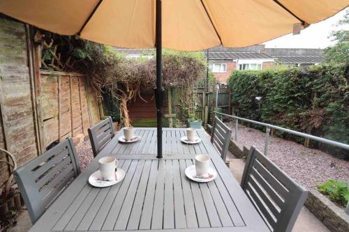 Home away from home 3 bedroom house in Quinton