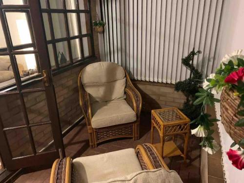 Home away from home 3 bedroom house in Quinton