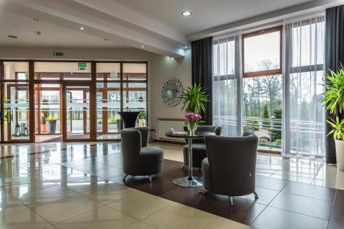 Vestabils, Hotel Polonia in Grabanow