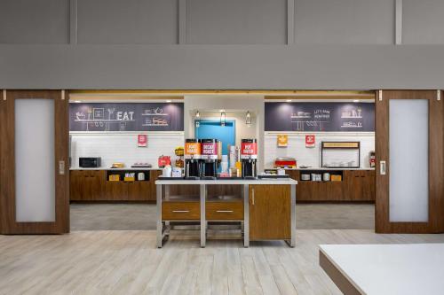Hampton Inn & Suites Birmingham-Pelham - I-65 in Pelham, USA