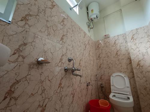 Krang Suri Home Stay in Pynursla