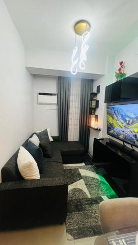 EdRonJays Staycation and Longterm rent, Manila