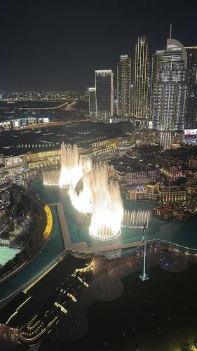 Luxury 4BR Full Burj khalifa & Fountain View, 1Gbps, PS5, Dubái