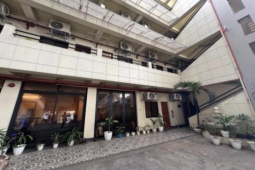 Franca Arcade near Quezon City Circle, Manila