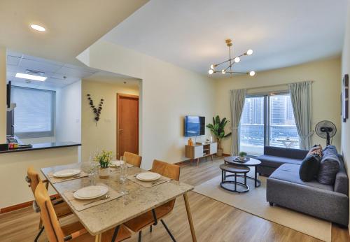 Near Metro Station - 1BR in Marina Diamond 3, Dubai Marina - Allsopp & Allsopp, Dubai (photo 4)