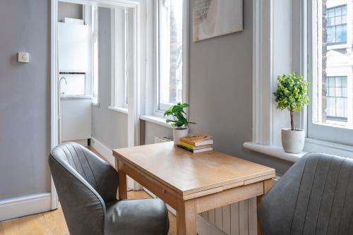 Sunny Corner Apartment in Center of London (2), Londýn (fotografie 6)