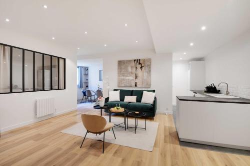 Beautiful 3BR 8P Nation Apartment