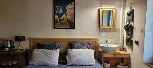 LA CHAMBRE DU CANTOU in 洛特勒克