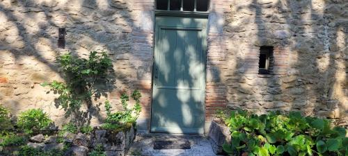 LA CHAMBRE DU CANTOU in 洛特勒克