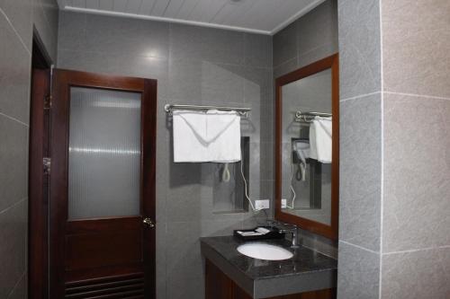 Suite image 1