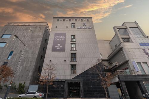 Esterno, Brown Dot Incheon Guwol Branch in Namdong-gu