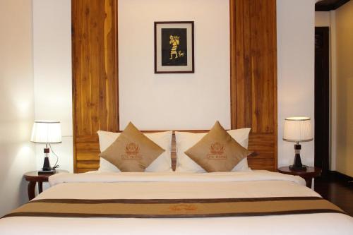 Deluxe Double Room room in LUX Hotel