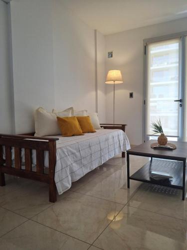 Executive level apartment in the heart of NQN