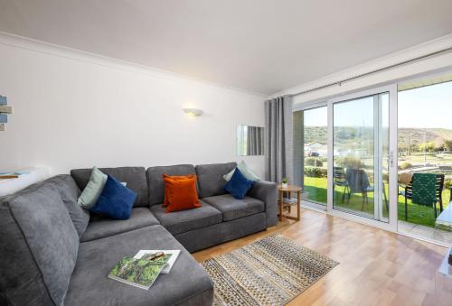 Exterior view, 3 Europa Court in Mawgan Porth in Mawgan Porth