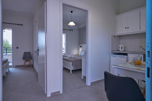 Fiona Apartments Roda Corfu
