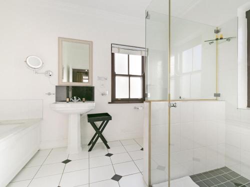 One-Bedroom Villa image 1